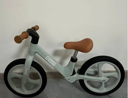 Велобіг 14 Corso надувні колеса, нейлонова рама з амортизатором, S-81329 сірий